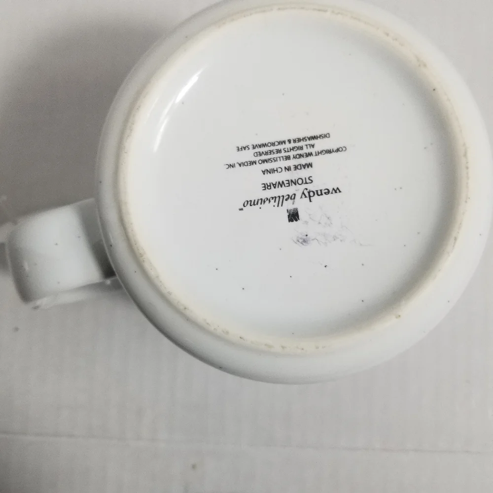 NWT WENDY BELLISSIMO MUG S MONOGRAM MUG
